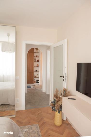 Apartament cu 2 camere decomandat în Socola