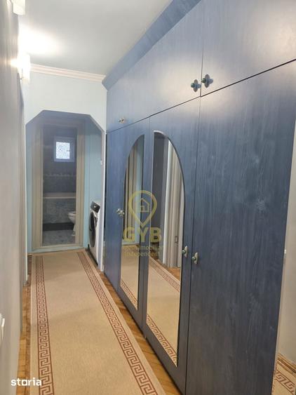 Apartament cu 3 camere decomandat în Decebal