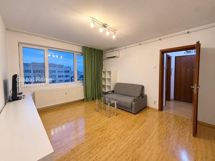 Apartament cu 3 camere semidecomandat, mobilat în Unirii