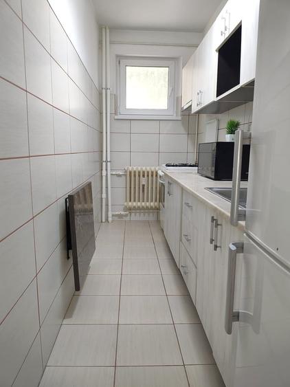 Garsonieră decomandată în Gorjului
