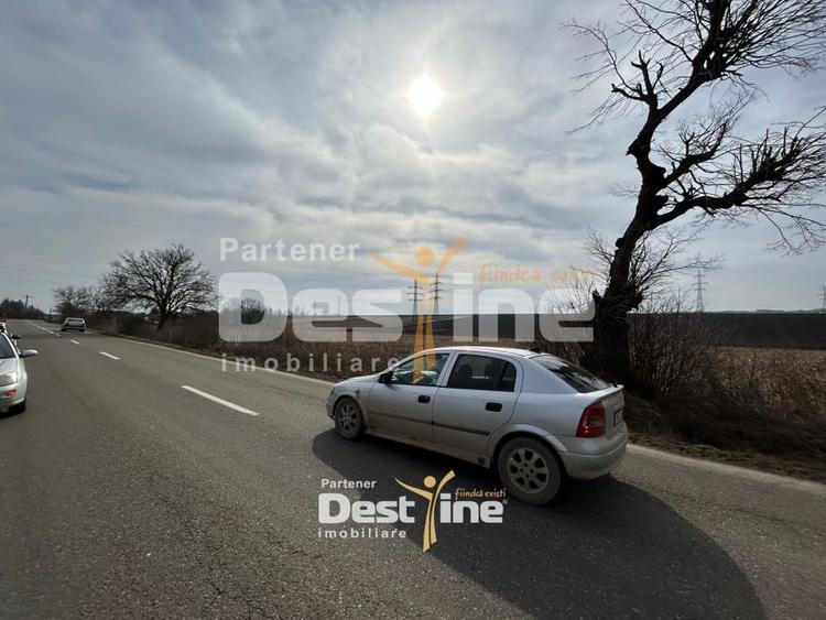 Teren Construcții intravilan de 1300 mp, în Căciulești