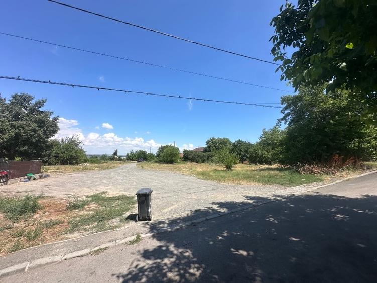Teren Construcții intravilan de 2000 mp, în Central