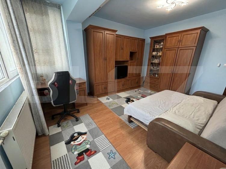Apartament cu 2 camere semidecomandat, mobilat în Florești