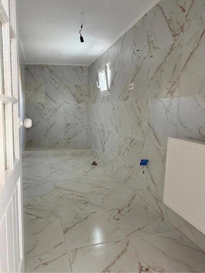 Casă cu 5 camere cu Teren 800 Mp în Central
