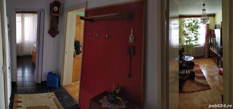 Apartament cu 3 camere decomandat în Reghin