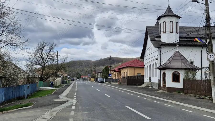 Casă cu 3 camere cu Teren 3677 Mp în Măgureni