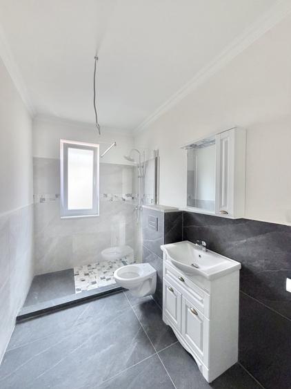 Apartament cu 2 camere decomandat în Giroc