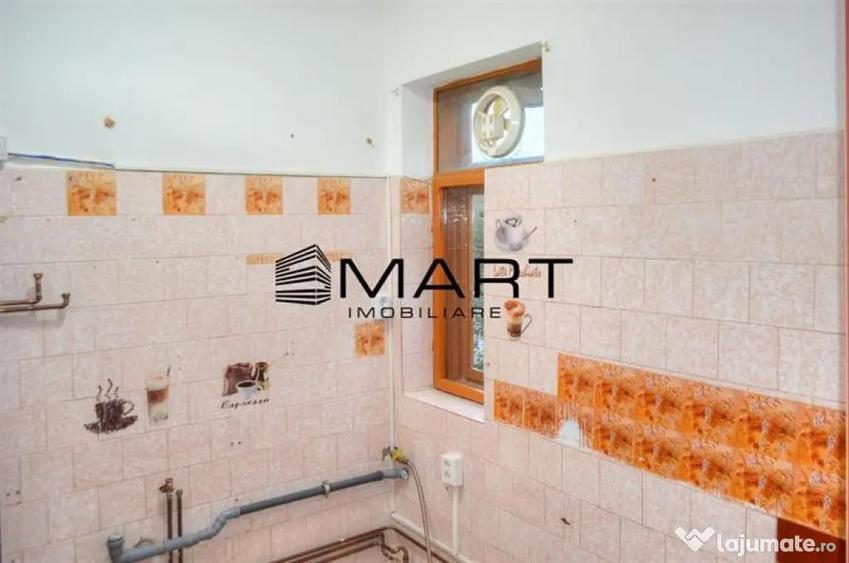 Casă cu 7 camere cu Teren 100 Mp în Turnișor