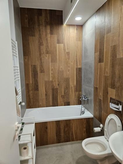 Apartament cu 2 camere decomandat, mobilat în Central