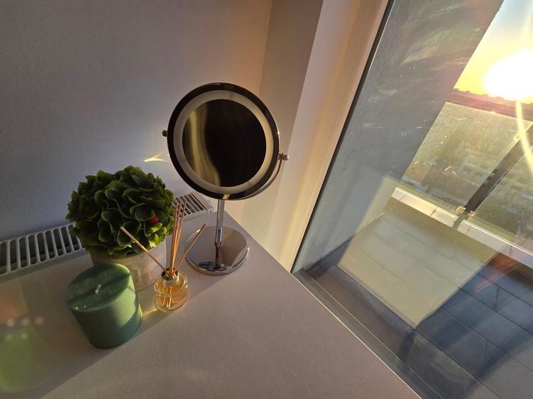 Apartament cu 2 camere semidecomandat în Theodor Pallady