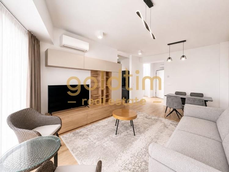 Apartament cu 3 camere decomandat, mobilat în P-ta Presei Libere