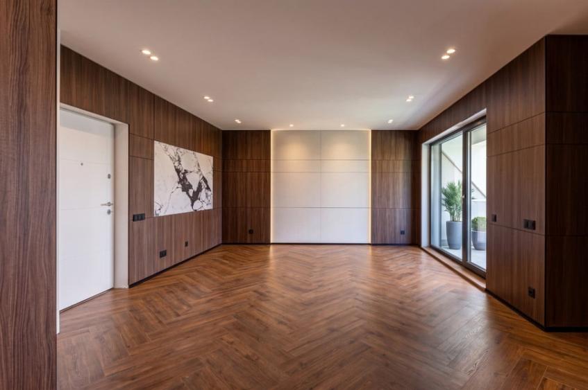 Apartament cu 2 camere semidecomandat în Mărăști