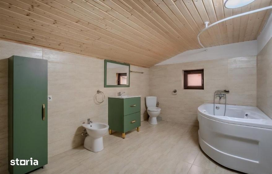 Casă cu 4 camere cu Teren 377 Mp în Central