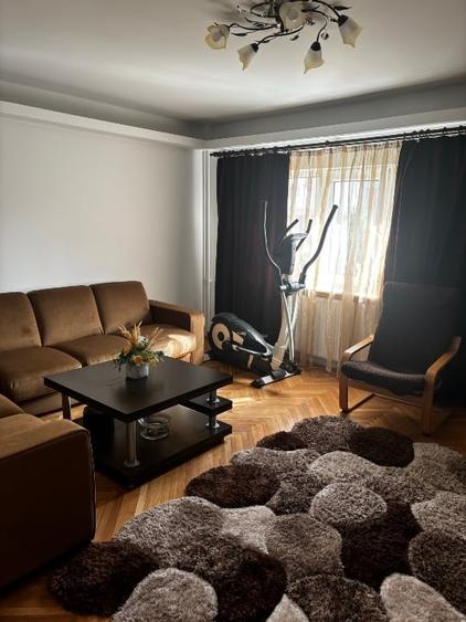 Apartament cu 4 camere decomandat, mobilat în 13 Septembrie