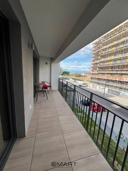 Apartament cu 2 camere semidecomandat în Tractorul