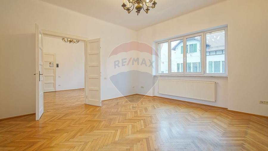 COMISION 0% - Spatiu Comercial de închiriat - Bulevardul 15 Noiembrie - 14