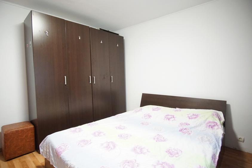 Apartament cu 3 camere decomandat în Sebastian