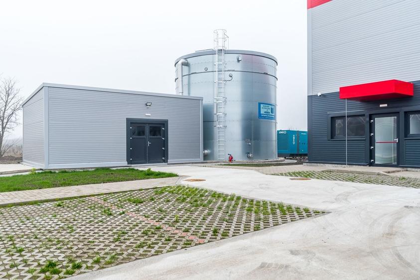 Spațiu industrial, de 1,202 mp, în Nord
