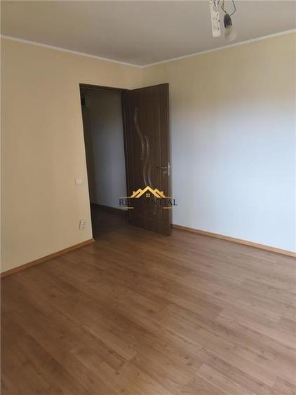 Garsonieră decomandată în Răchiți