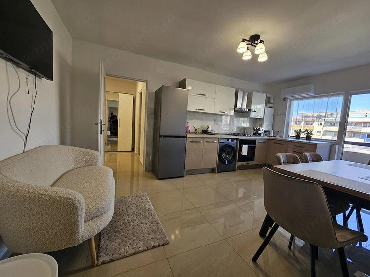 Apartament cu 2 camere decomandat în Decebal