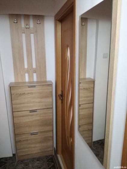 Apartament cu 3 camere decomandat în Vălenii de Munte
