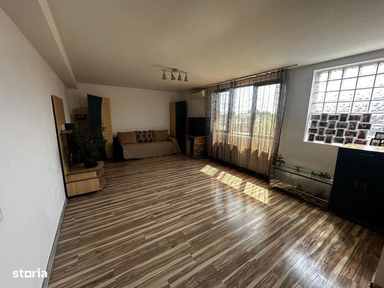 Casă cu 4 camere în Ciorogârla