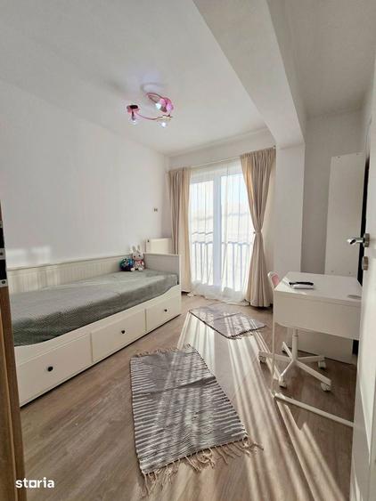 Apartament cu 3 camere decomandat în Dobroești