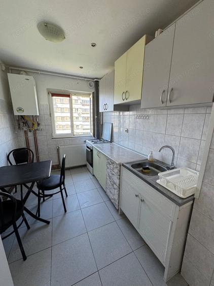 Apartament cu 2 camere semidecomandat în Take Ionescu