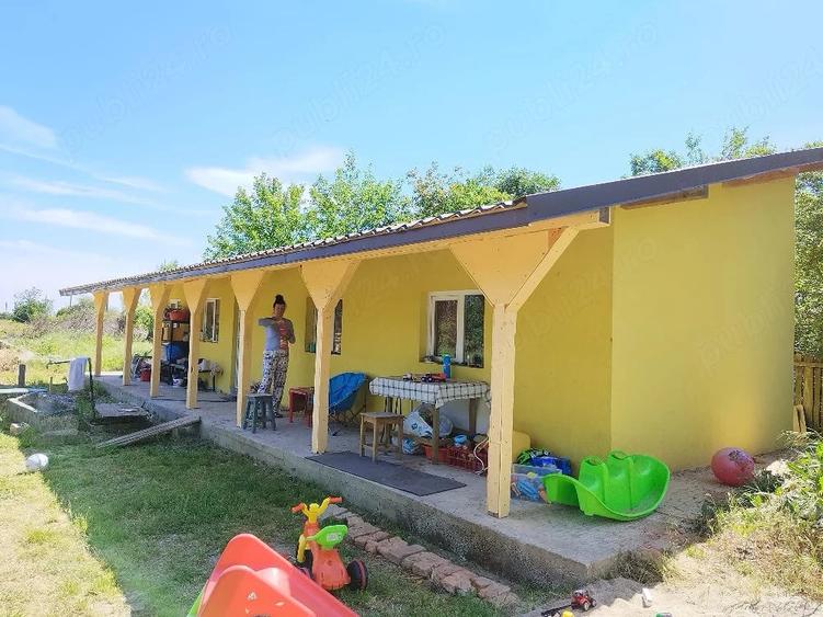 Casă cu Teren 8700 Mp în Corni