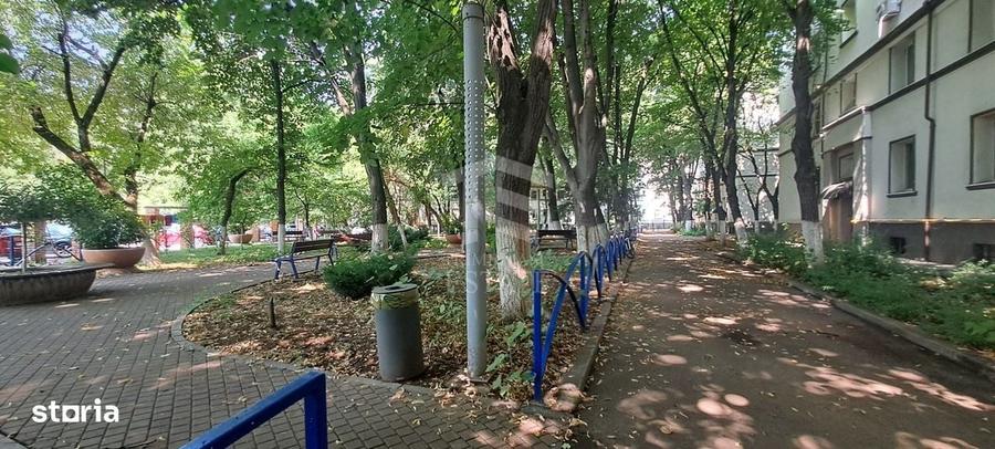 Garsonieră decomandată în Brâncoveanu