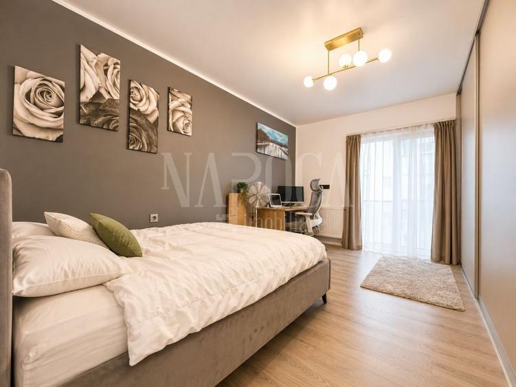 Apartament cu 3 camere semidecomandat în Florești