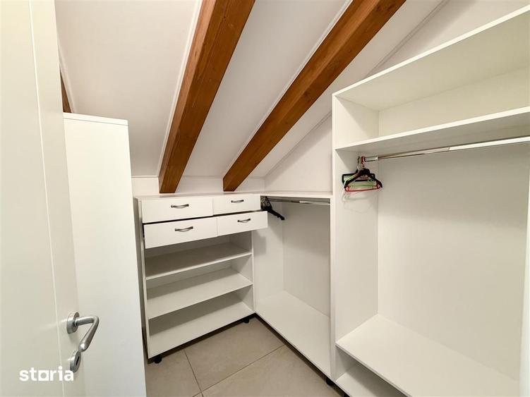 Apartament cu 3 camere decomandat în Calea Dumbrăvii