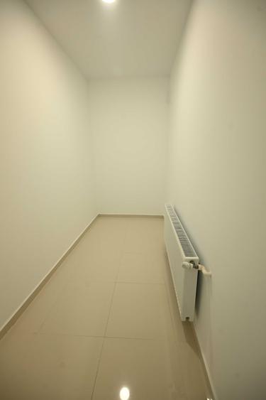 Spațiu comercial, de 53 mp, în Central