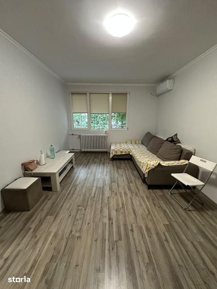Ozana - Titan - Metrou - 2 Camere - Renovat - Zona Verde - 9