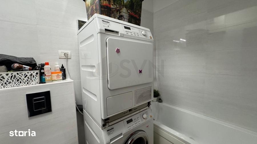 Apartament cu 3 camere semidecomandat în Sisești