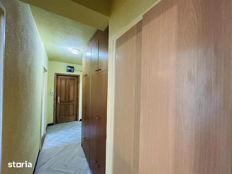 Garsonieră decomandată în Vasile Aaron