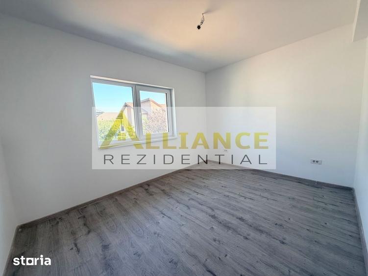 Casă cu 5 camere cu Teren 309 Mp în Domenii