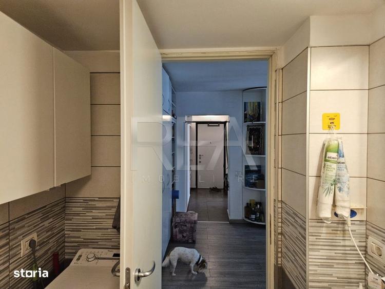 Apartament cu 2 camere semidecomandat, mobilat în Romană