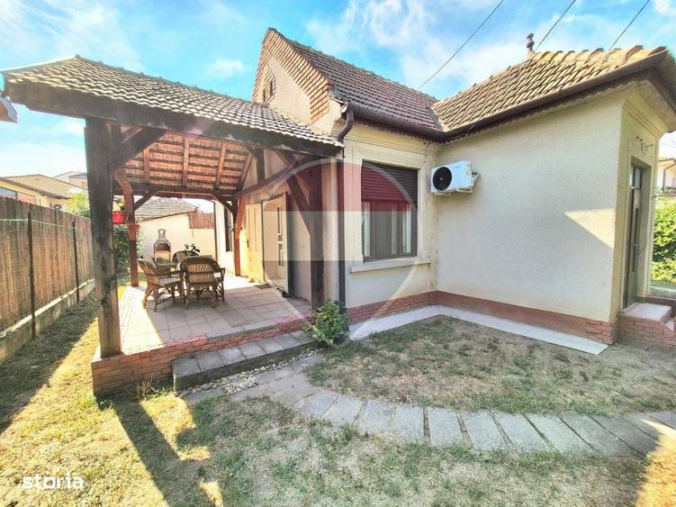 Casă cu 3 camere în Bârzești