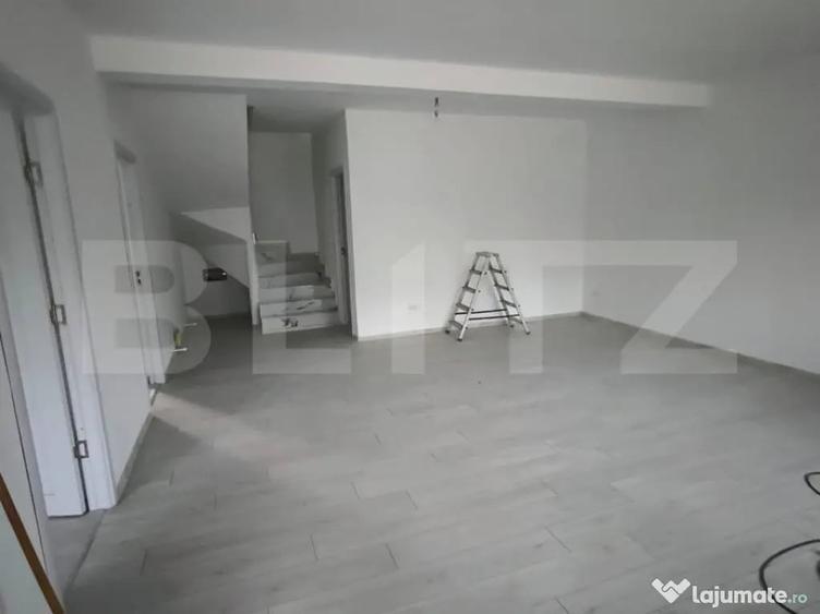 Casă cu 4 camere cu Teren 330 Mp în Central