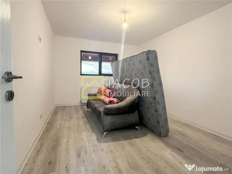 Apartament cu 3 camere decomandat în Calea Moldovei