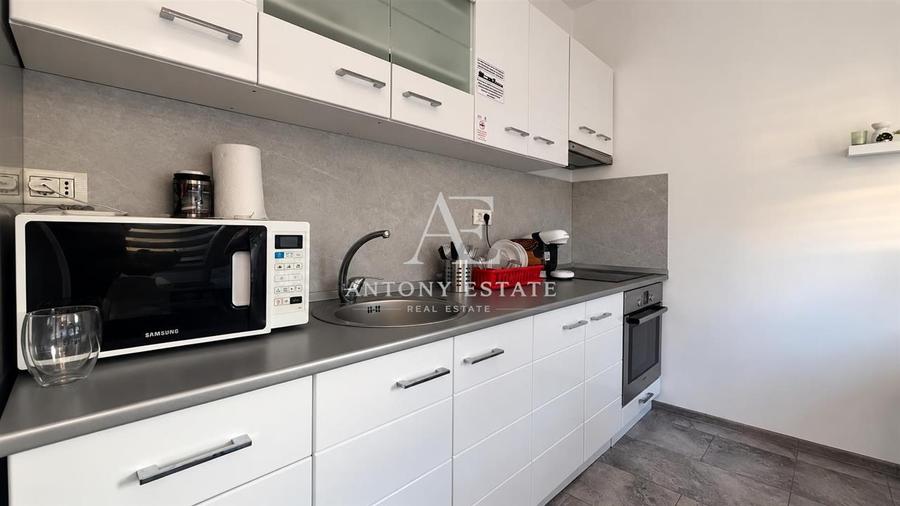 Apartament cu 3 camere decomandat, mobilat în Iosia
