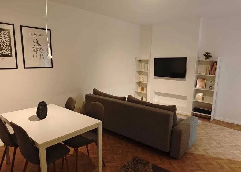 Apartament cu 3 camere decomandat, mobilat în Brâncoveanu