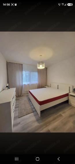Apartament cu 3 camere decomandat în Sud