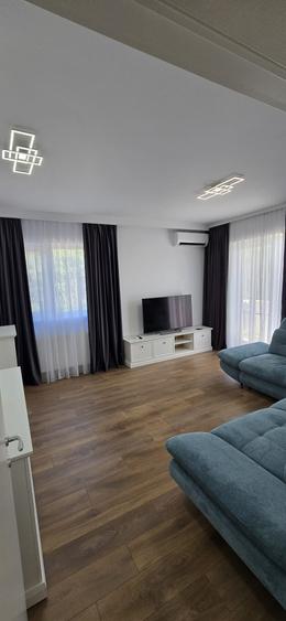 Apartament cu 2 camere decomandat în Olteni