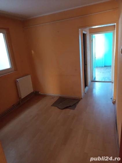 Apartament cu 3 camere decomandat în Mazepa 1