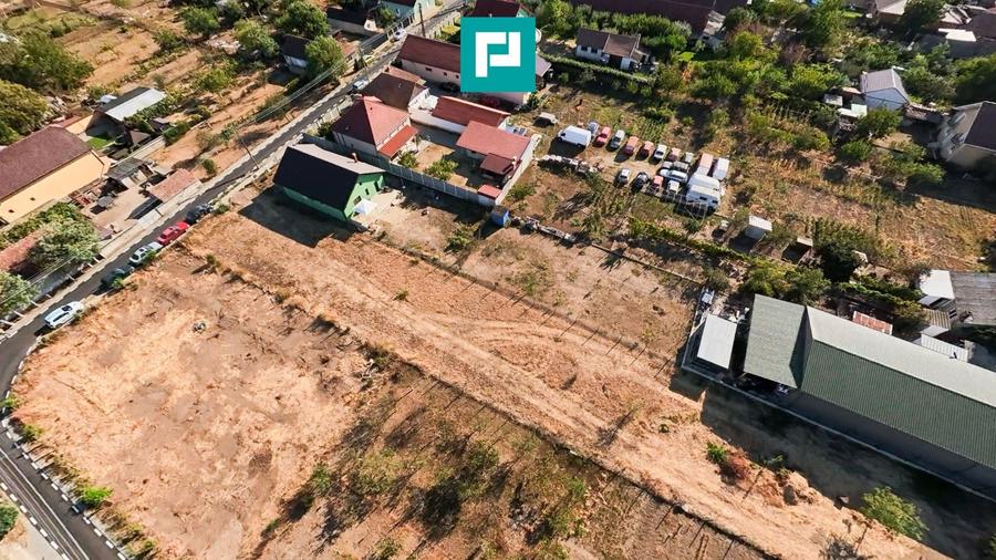 Teren Construcții intravilan de 1080 mp, în Zimandu Nou