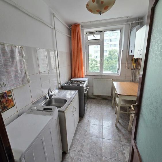 Apartament cu 2 camere decomandat, mobilat în Orizont