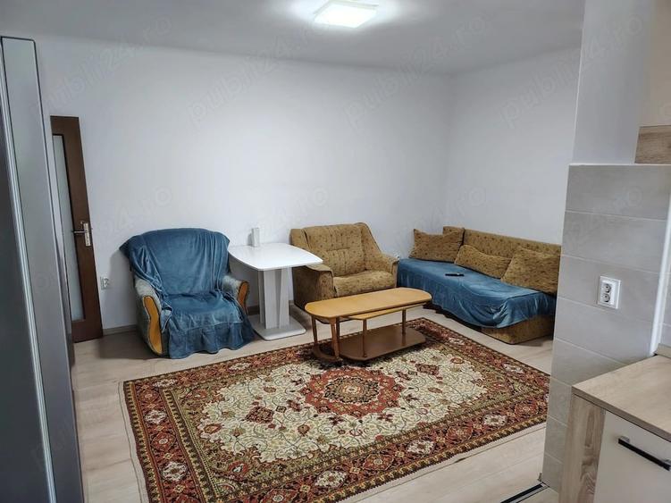Apartament cu 2 camere semidecomandat în Astra