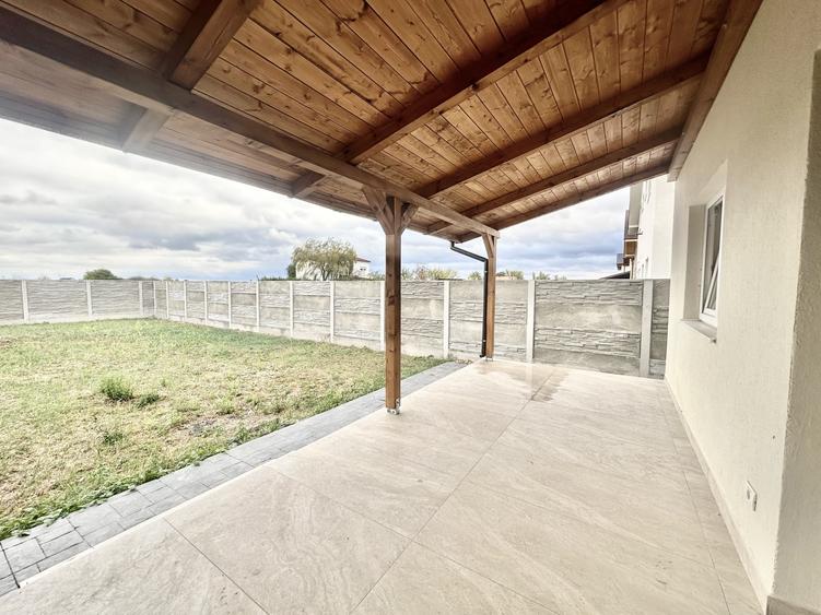 Duplex cu 4 camere cu Teren 320 Mp în Moșnița Nouă